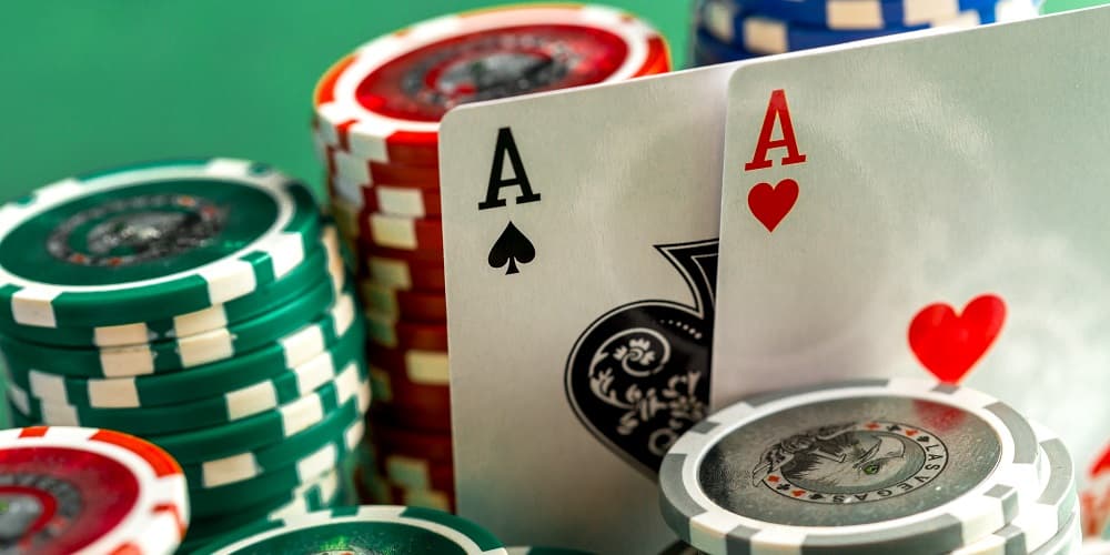 Poker glossary: learn all the terminology to play like a pro