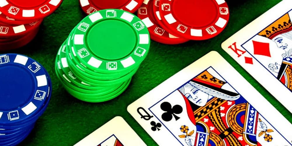 Scooping vs quartering in PLO High-Low: everything you need to know
